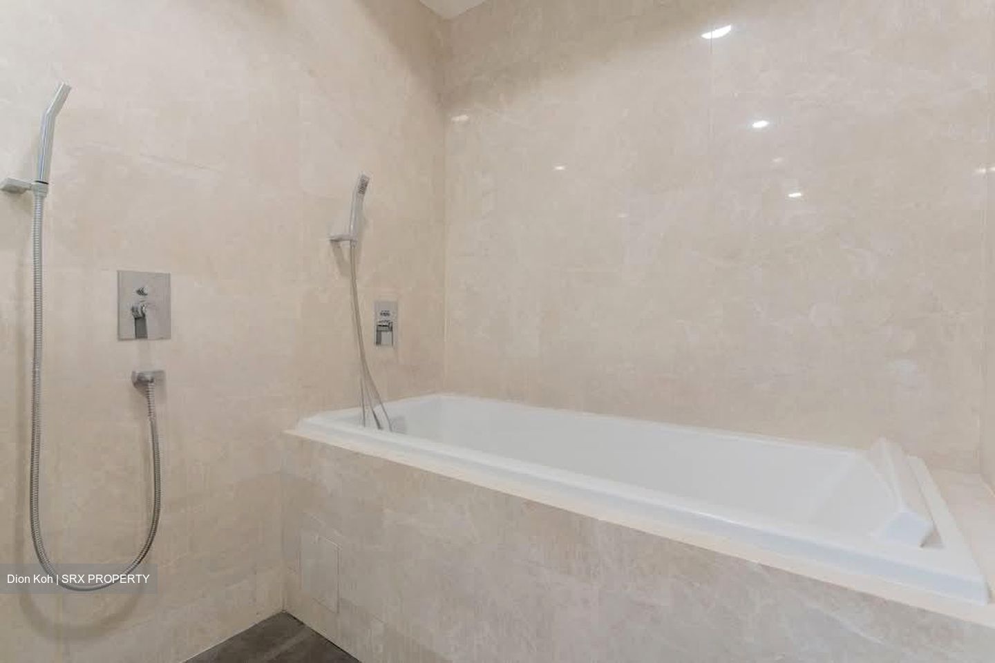 6 Derbyshire (D11), Condominium #574388151